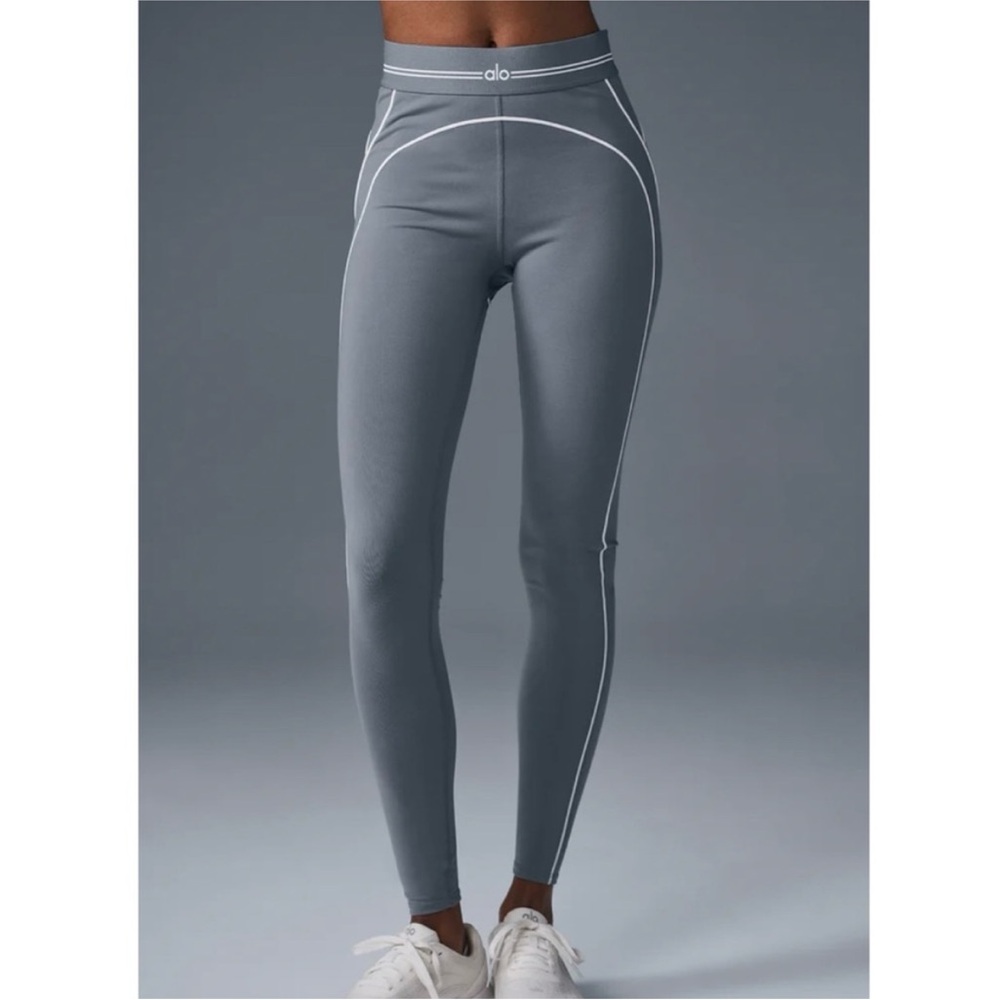 Airbrush High-Waist
Heart Throb Legging